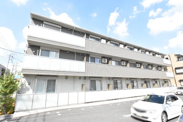 ��ʌ������s�����T���ڂ̃A�p�[�g�̌����O��