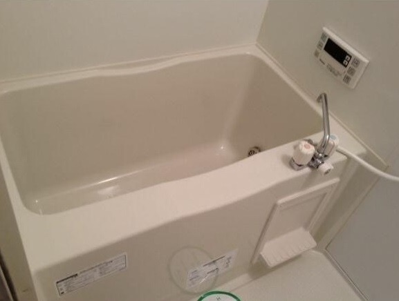 ��ʌ�����s�����J�{���R���ڂ̃A�p�[�g�̃o�X