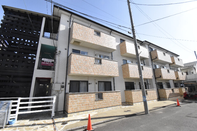 ��ʌ��������܎s����h�a�T���ڂ̃A�p�[�g�̃G���g�����X