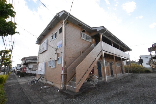 ��ʌ��@�c�s����Q���ڂ̃A�p�[�g�̌����O��