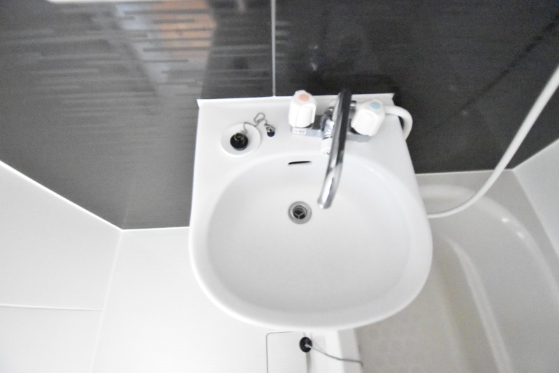 ��ʌ������s�ԌI�S���ڂ̃A�p�[�g�̐��ʏ�