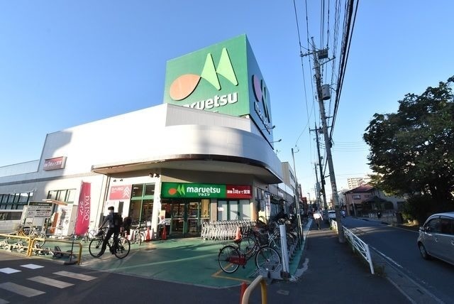 ��ʌ������s�ԌI�S���ڂ̃A�p�[�g�̎���