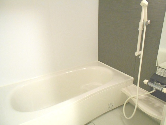 ��ʌ��������܎s��������R���ڂ̃A�p�[�g�̃o�X