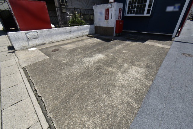 ��ʌ��������܎s��΋�{���P���ڂ̃A�p�[�g�̒��ԏ�