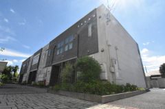 ��ʌ��������܎s������x�蒬219-1�̃A�p�[�g�̌����O��