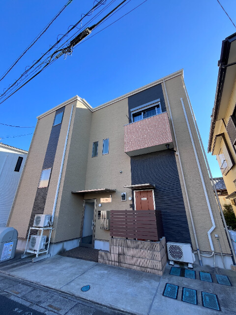 ��ʌ��������܎s������x�蒬�̃A�p�[�g�̌����O��