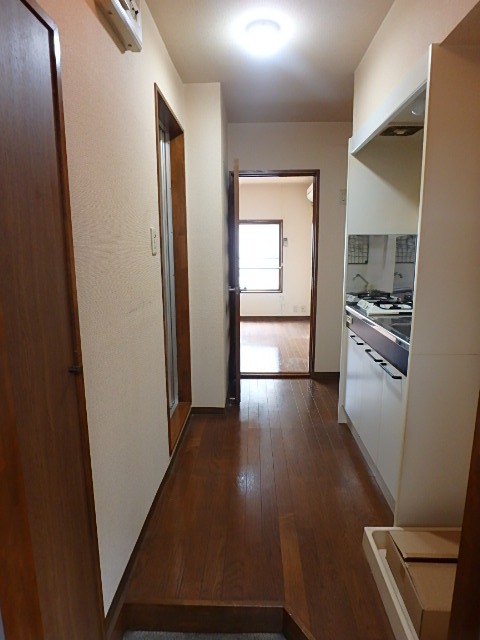 �����s�r���r��S���ڂ̃}���V�����̌���