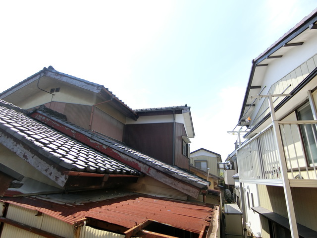 ��ʌ��������܎s������x�蒬�̃A�p�[�g�̂��̑�