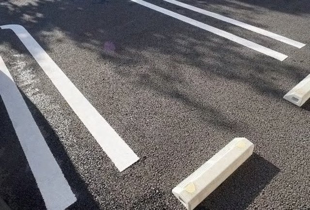 ��ʌ��������܎s��{��听���R���ڂ̃A�p�[�g�̒��ԏ�