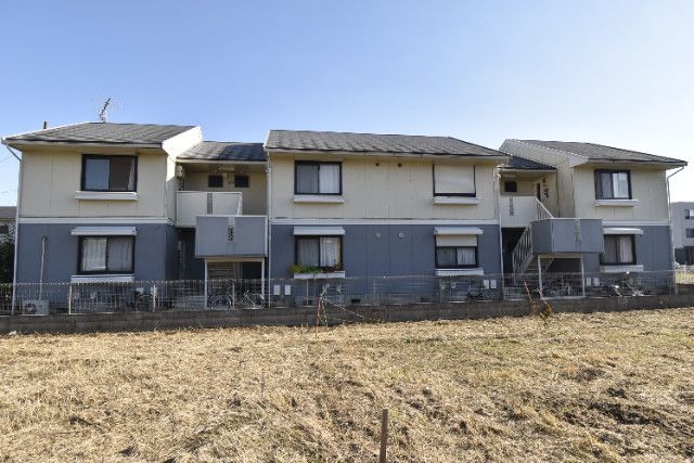 ��ʌ��������܎s����厚�w��1743-7�̃A�p�[�g�̌����O��