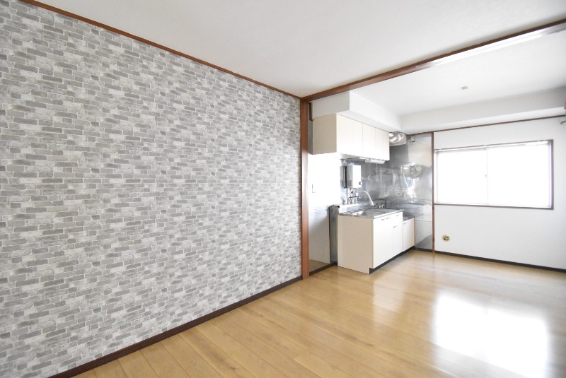 ��ʌ��������܎s�k�擌�听���Q���ڂ̃}���V�����̋��ԁE���r���O