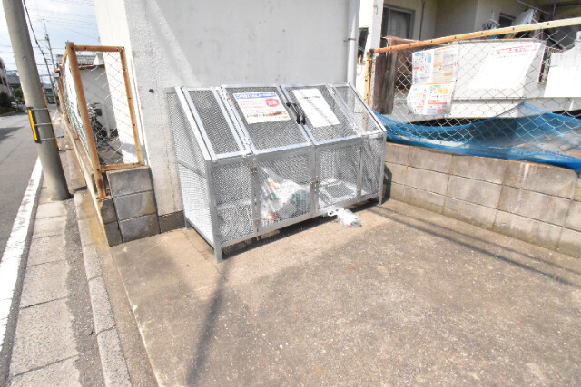 ��ʌ��������܎s�k�擌�听���Q���ڂ̃}���V�����̂��̑�