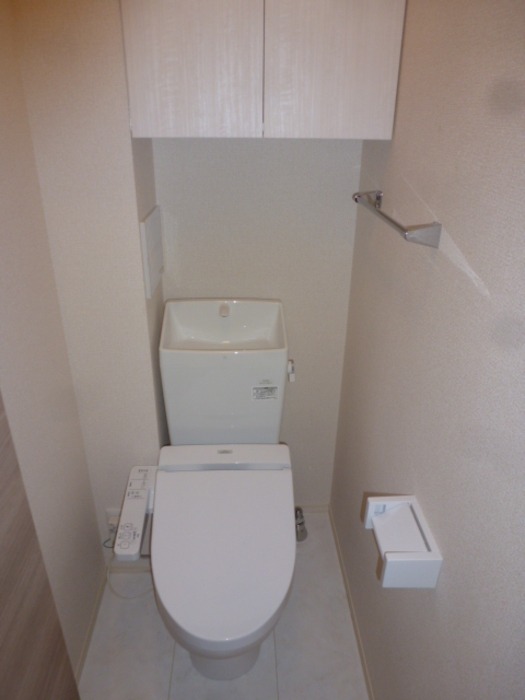 ��ʌ�����s�핽�Q���ڂ̃A�p�[�g�̃g�C��