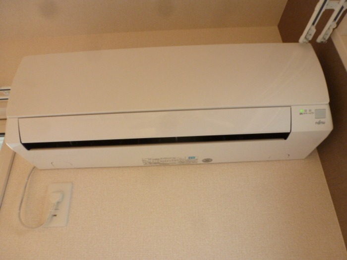 ��ʌ�����s�핽�Q���ڂ̃A�p�[�g�̂��̑��ݔ�