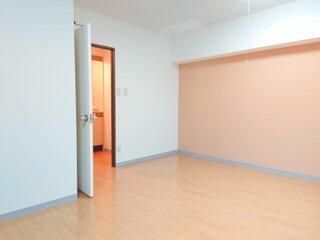 ��ʌ��������܎s�����擌��{�U���ڂ̃}���V�����̋��ԁE���r���O