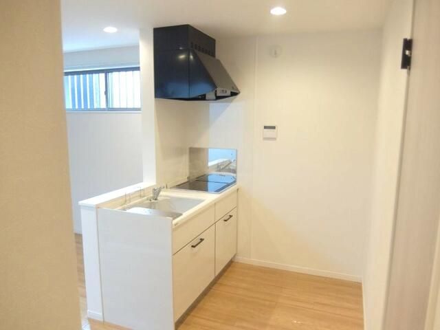 ��ʌ��z�J�s�����P���ڂ̃A�p�[�g�̃L�b�`��