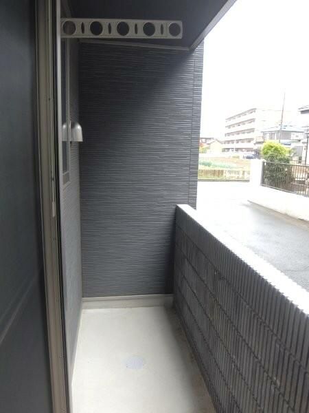 ��ʌ��z�J�s�����P���ڂ̃A�p�[�g�̃o���R�j�[