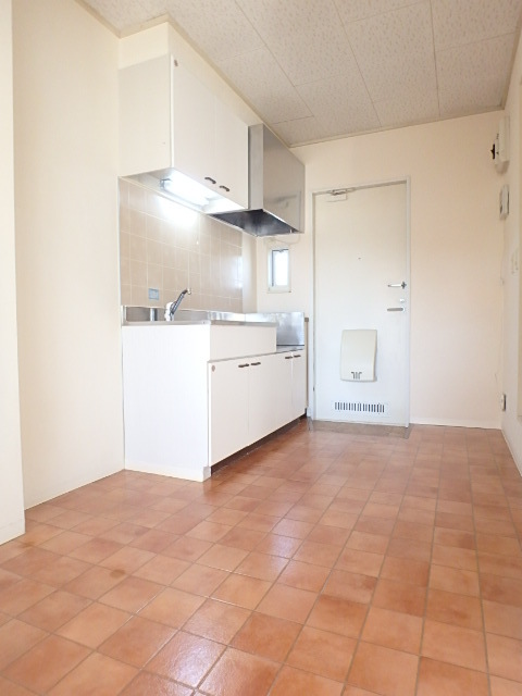 ��ʌ��������܎s����厚�y���̃A�p�[�g�̋��ԁE���r���O