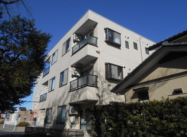 ��ʌ��������܎s��΋擌��΂T���ڂ̃}���V�����̌����O��