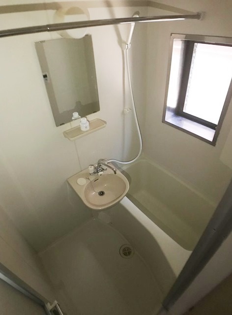 ��ʌ��������܎s��΋擌��΂T���ڂ̃}���V�����̃o�X