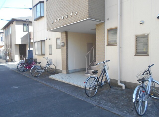 ��ʌ��������܎s��΋擌��΂T���ڂ̃}���V�����̃G���g�����X