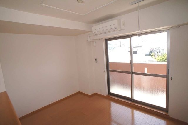 ��ʌ��������܎s���擹��Q���ڂ̃}���V�����̋��ԁE���r���O