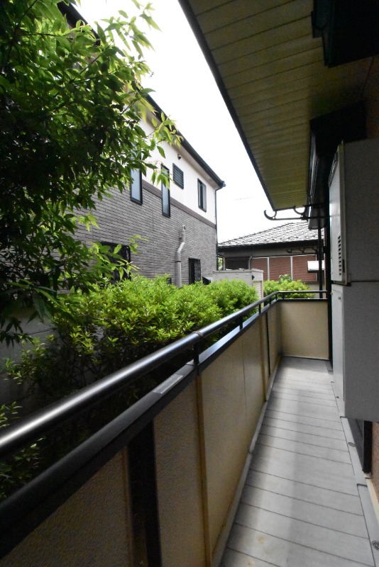 ��ʌ��������܎s��{�捂�@���P���ڂ̃A�p�[�g�̃o���R�j�[