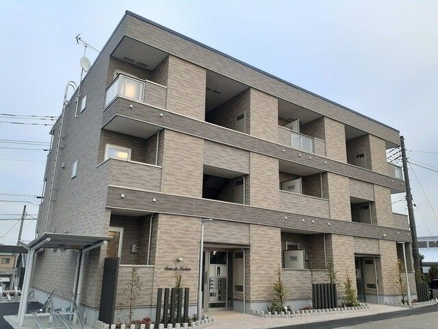 ��ʌ��������܎s����O���T����551-1�̃A�p�[�g�̌����O��