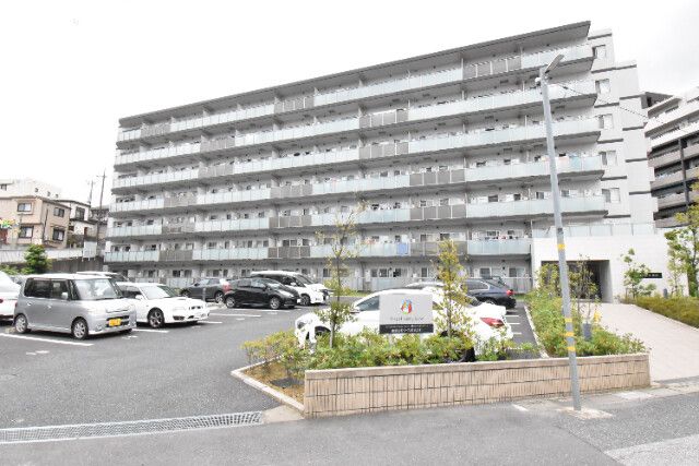 ��ʌ�����s������P����11-30�̃}���V�����̌����O��