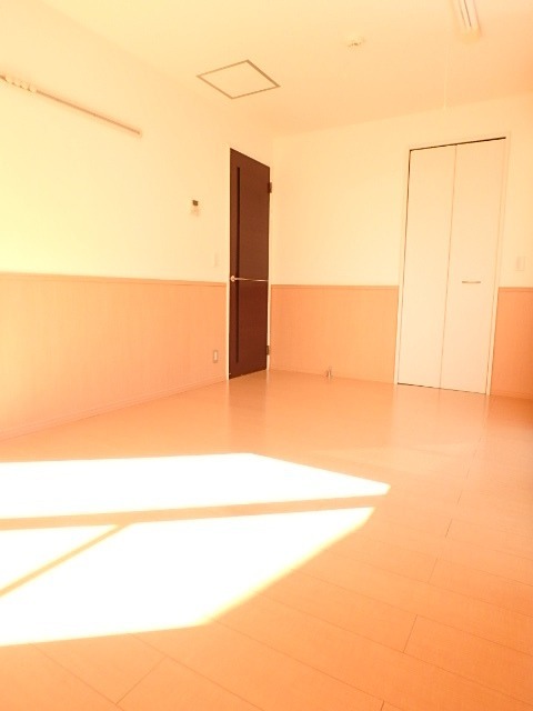 ��ʌ��������܎s�k��A�|���Q���ڂ̃A�p�[�g�̋��ԁE���r���O