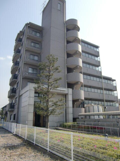 ��ʌ��������܎s������{�����S���ڂ̃}���V�����̌����O��