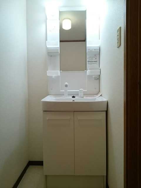 ��ʌ��������܎s��΋���P���ڂ̃A�p�[�g�̐��ʏ�