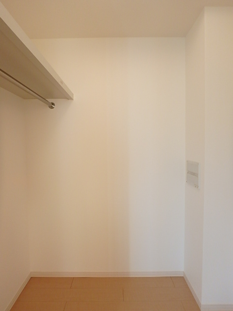 ��ʌ��������܎s�k��A�|���Q���ڂ̃A�p�[�g�̎��[