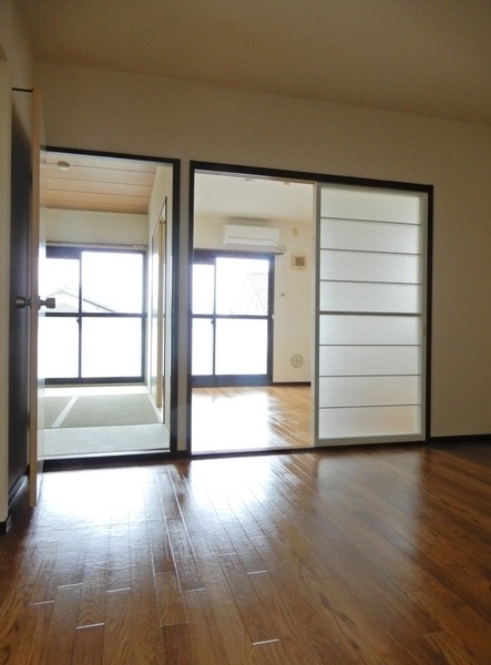 ��ʌ��������܎s��΋���q�P���ڂ̃}���V�����̋��ԁE���r���O