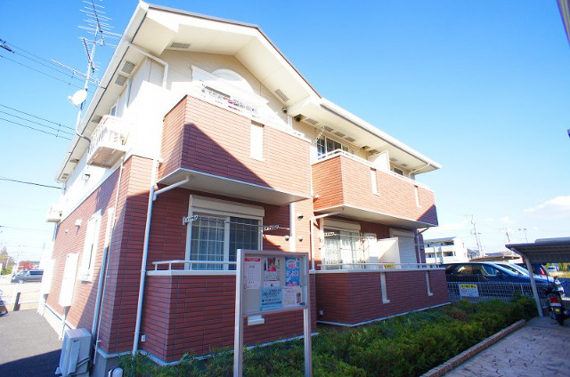 ��ʌ��z�J�s���C�N�^�E���Q���ڂ̃A�p�[�g�̌����O��