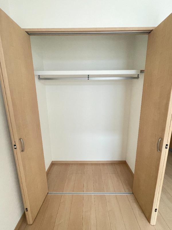 ��ʌ��x�m���s���݂��ّ�Q���ڂ̃}���V�����̎��[