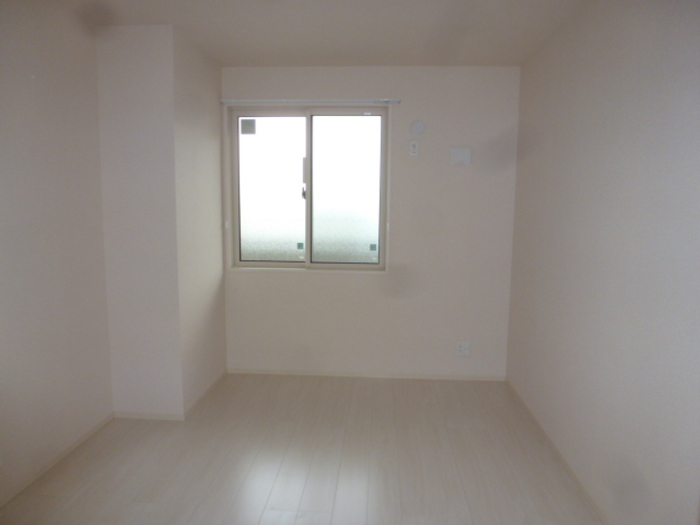 ��ʌ�����s�씵���J�R���ڂ̃A�p�[�g�̂��̑������E�X�y�[�X