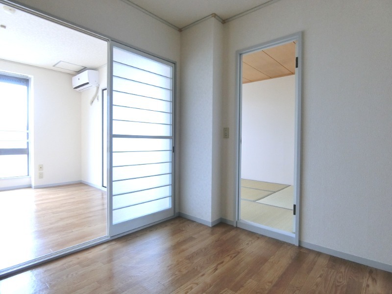 ��ʌ��������܎s��΋���q�P���ڂ̃}���V�����̋��ԁE���r���O