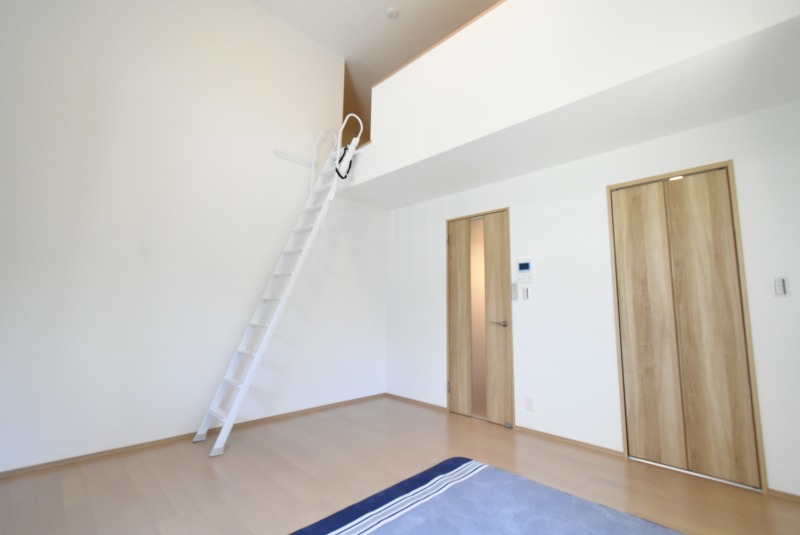 ��ʌ��������܎s�k��y�C���Q���ڂ̃A�p�[�g�̂��̑�