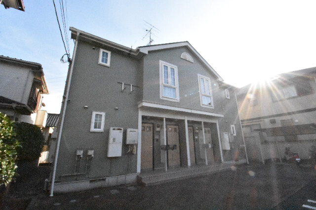 ��ʌ��@�c�s����Q���ڂ̃A�p�[�g�̃G���g�����X