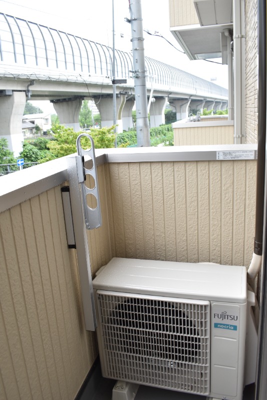 ��ʌ��������܎s���搼��{�Q���ڂ̃A�p�[�g�̃o���R�j�[