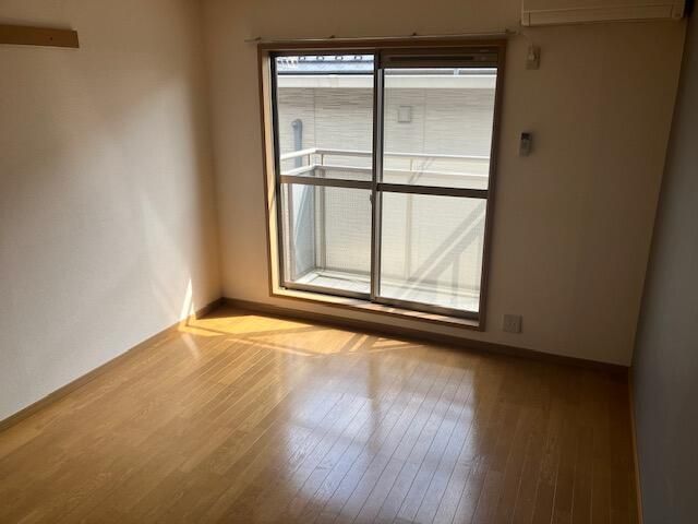 ��ʌ��������܎s�������J�S���ڂ̃A�p�[�g�̋��ԁE���r���O