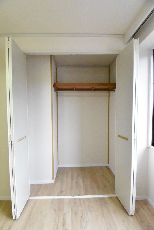 ��ʌ��������܎s�΋�厚��Ԗ؂̃A�p�[�g�̎��[