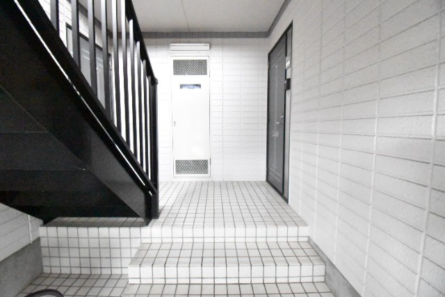 ��ʌ��������܎s�΋�厚��Ԗ؂̃A�p�[�g�̂��̑�