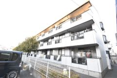 ��ʌ��������܎s����厚�_�c�̃A�p�[�g�̌����O��