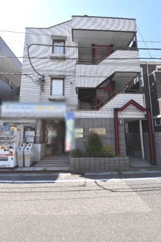 ��ʌ�����s������T����14-20�̃}���V�����̌����O��