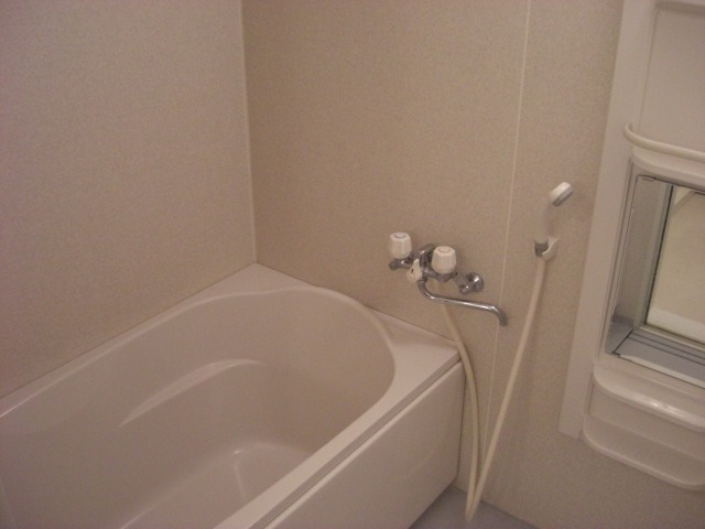 ��ʌ��������܎s�����扺�����U���ڂ̃A�p�[�g�̃o�X