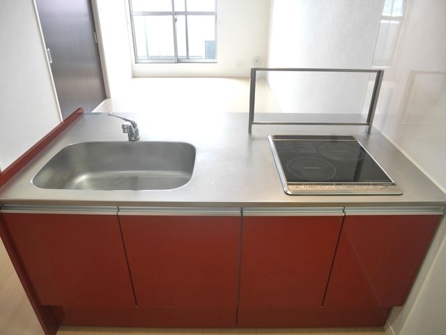 ��ʌ������s���v��̃A�p�[�g�̃L�b�`��