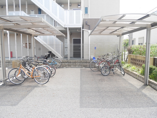 ��ʌ������s���v��̃A�p�[�g�̂��̑�