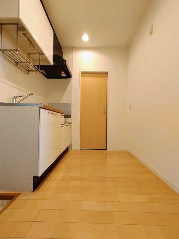 ��ʌ��������܎s���撆���P���ڂ̃A�p�[�g�̂��̑������E�X�y�[�X